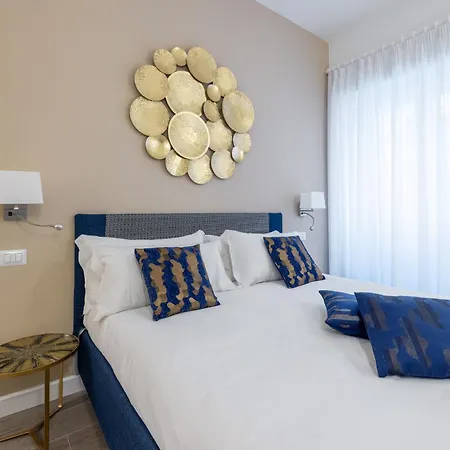 Vatican 2br In Apartment *